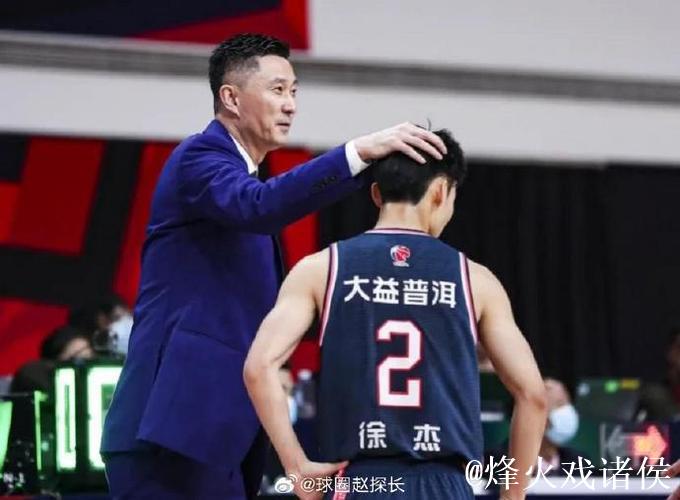 胜同曦发布会!杜锋不满攻守+篮板,回应徐杰对球队的重要性! 胜同曦发布会!杜锋不满攻守+篮板,回应徐杰对球队的重要性!